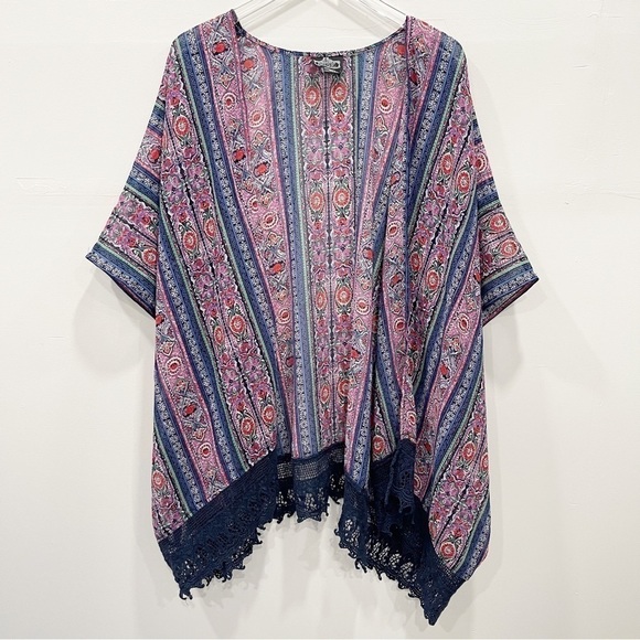 Angie Crochet Lace Trim Printed Kimono Top Size 1X Swim Cover Bohemian - Picture 1 of 7